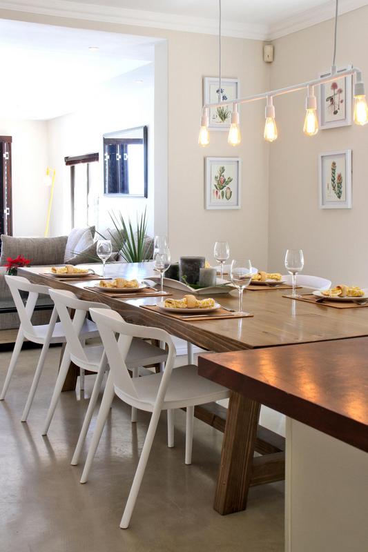 4 Bedroom Property for Sale in Bakoven Western Cape